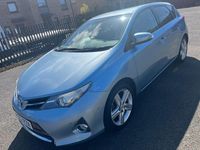 Used Toyota Auris 132 HP (97 kW) 2013 Blue Hatchback