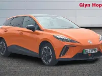 Used MG MG4 EV Trophy 150 kW (204 HP) 2023 Orange Hatchback
