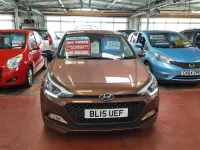 Used Hyundai i20 Premium 100 HP (73 kW) 2015 Brown Hatchback