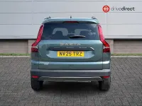Used Dacia Jogger Extreme 140 HP (102 kW) 2025 Green MPV