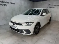 Begagnad VW Polo Life 2023 Grå Halvkombi