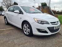 Second-hand Vauxhall Astra SRi 2015 Alb Hatchback