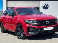 Used VW Touareg Black Edition 286 HP (210 kW) 2024 Red SUV