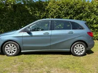 Begagnad Mercedes B180 SE 2013 Blå Minibuss