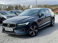 Used Volvo V60 CC 200 HP (147 kW) 2019 Grey Estate