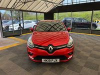 Used Renault Clio IV Iconic 90 HP (66 kW) 2019 Red Hatchback