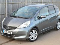 Used Honda Jazz ES 2015 Grey Hatchback
