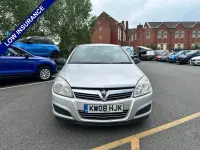 Używany Vauxhall Astra 90 KM (66 kW) 2008 Srebrny Hatchback
