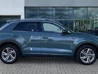 Used VW T-Roc R-line 150 HP (110 kW) 2025 Petrol blue metallic SUV