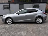 Usado Mazda 3 Inclusive 150 CV (110 kW) 2016 Plateado Utilitario