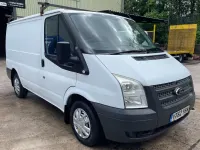 Usado Ford Transit 100 HP (73 kW) 2012 Branco Van