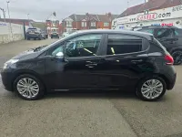Used Peugeot 208 Signature Sky 82 HP (60 kW) 2019 Black Hatchback