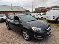 Used Vauxhall Astra SRi 165 HP (121 kW) 2014 Black Estate