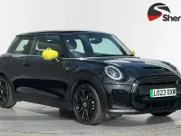 Usado Mini Cooper SE Hatch 135 kW (184 CV) 2023 Negro Utilitario