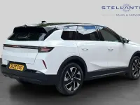 Used Vauxhall Grandland X Ultimate 143 HP (105 kW) 2025 White SUV