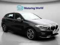Usado BMW 116 Sport Line 116 CV (85 kW) 2023 Negro Utilitario