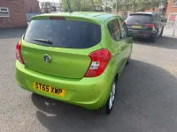 Second-hand Vauxhall Viva 75 CP (55 kW) 2016 Verde Hatchback