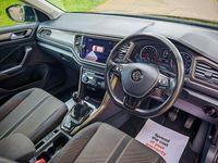 Used VW T-Roc SE 115 HP (84 kW) 2018 Black SUV