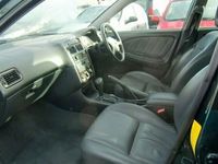 Used Toyota Avensis 147 HP (108 kW) 2001 Hatchback