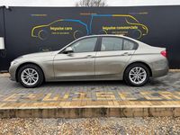 Begagnad BMW 320 Efficient Dynamics 2018 Silver Sedan
