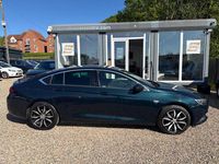 Second-hand Vauxhall Insignia SRi 165 CP (121 kW) 2017 Verde Hatchback