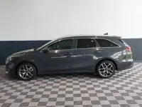 Używany Kia Ceed 158 KM (116 kW) 2023 Szary Hatchback