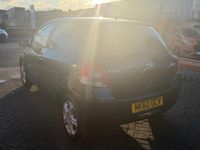 Used Toyota Yaris 101 HP (74 kW) 2010 Black Hatchback