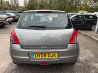 Usado Suzuki Swift GLX 102 HP (75 kW) 2009 Cinzento Citadino