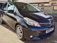 Used Toyota Yaris 69 HP (50 kW) 2014 Black Hatchback