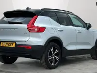 Used Volvo XC40 R-Design 163 HP (119 kW) 2022 Silver SUV
