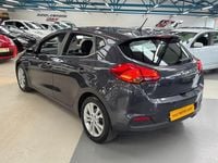 Used Kia Ceed 126 HP (92 kW) 2013 Silver Hatchback