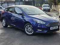 Usado Ford Focus Zetec 125 HP (91 kW) 2016 Azul Citadino