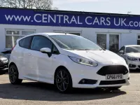 Used Ford Fiesta ST-Line 140 HP (102 kW) 2016 White Hatchback