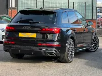 Used Audi Q7 Comfort 231 HP (169 kW) 2024 Black SUV