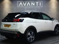 Used Peugeot 3008 GT-line 130 HP (95 kW) 2019 White Hatchback