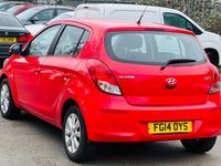 Used Hyundai i20 Active 2014 Red Hatchback