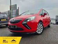 Used Vauxhall Zafira Design Edition 136 HP (100 kW) 2016 Red MPV
