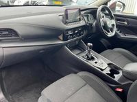 Used Nissan Qashqai Acenta Premium 138 HP (101 kW) 2022 Red SUV