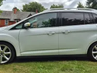 Used Ford Grand C-Max Titanium 2011 White MPV