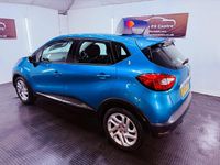Used Renault Captur Dynamique 90 HP (66 kW) 2014 Blue SUV
