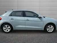 Käytetty Audi A1 Design 95 HP (69 kW) 2023 Harmaa Katumaasturi