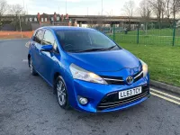 Used Toyota Verso 2013 Blue MPV