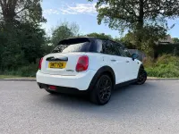 Used Mini Cooper D Hatch 2017 White Hatchback