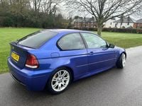 Used BMW 325 Sport Line 2003 Blue Hatchback