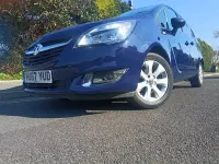 Begagnad Vauxhall Meriva 100 HK (73 kW) 2017 Blå Minibuss