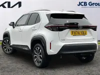 Used Toyota Yaris Cross Design 113 HP (83 kW) 2024 White SUV