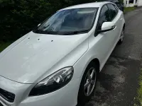 Used Volvo V40 2014 White Hatchback