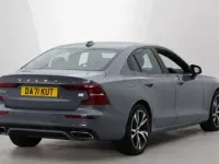 Usado Volvo S60 R-Design 390 HP (286 kW) 2022 Sedan