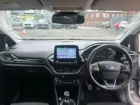 Used Ford Fiesta Titanium 99 HP (72 kW) 2017 Silver Hatchback