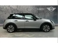 Used Mini Cooper Classic 200 HP (147 kW) 2024 Silver Hatchback